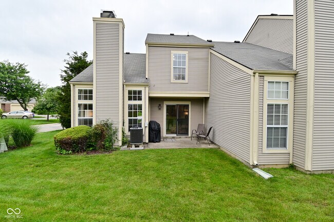 Building Photo - 9477 Aberdare Dr
