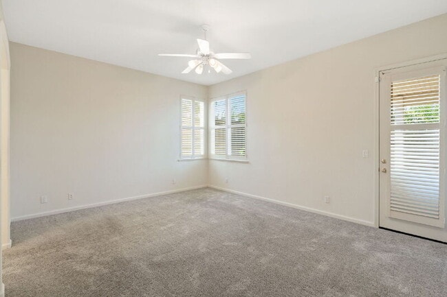 Building Photo - 2347 Amber Falls Dr