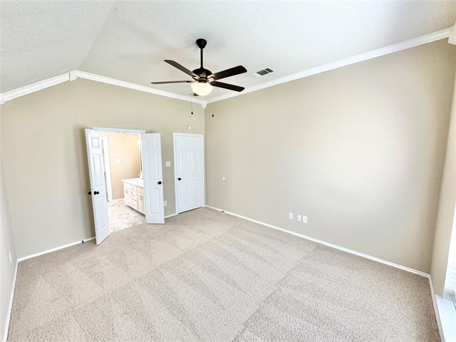 Building Photo - 204 Pear Tree Pl