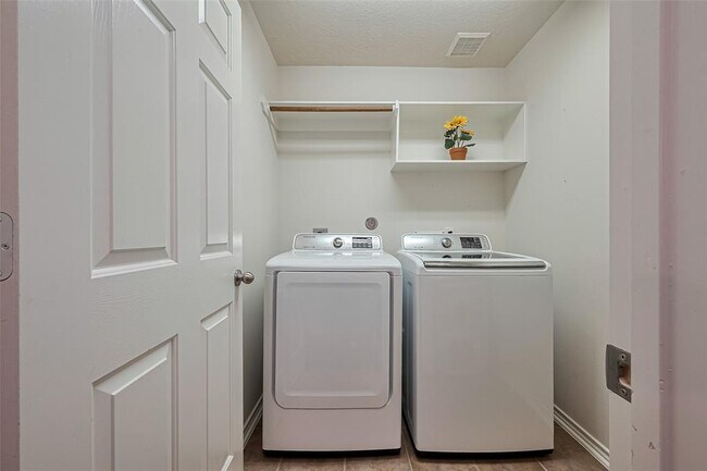 Building Photo - 18118 Pagemill Point Ln