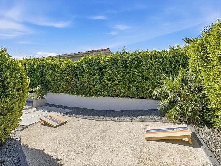 Building Photo - 53640 Avenida Rubio