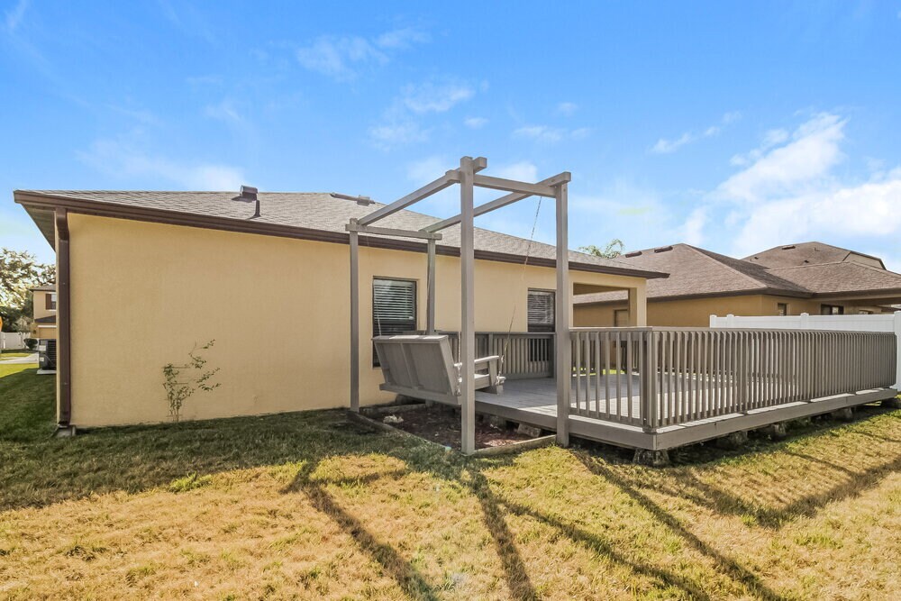 Building Photo - 2591 Vineyard Cir
