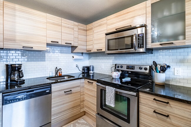 Primary Photo - 120 S Pennsylvania St