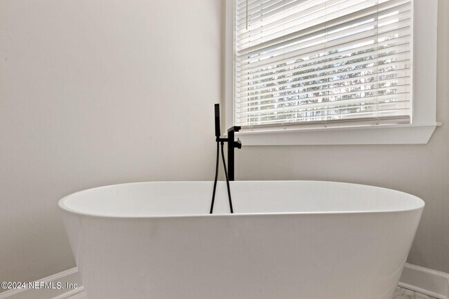 Building Photo - 7912 Odis Yarborough Rd