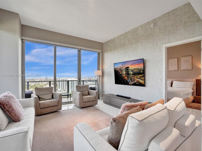 Building Photo - 16385 Biscayne Blvd