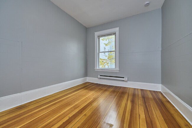 Building Photo - 41 Salem St