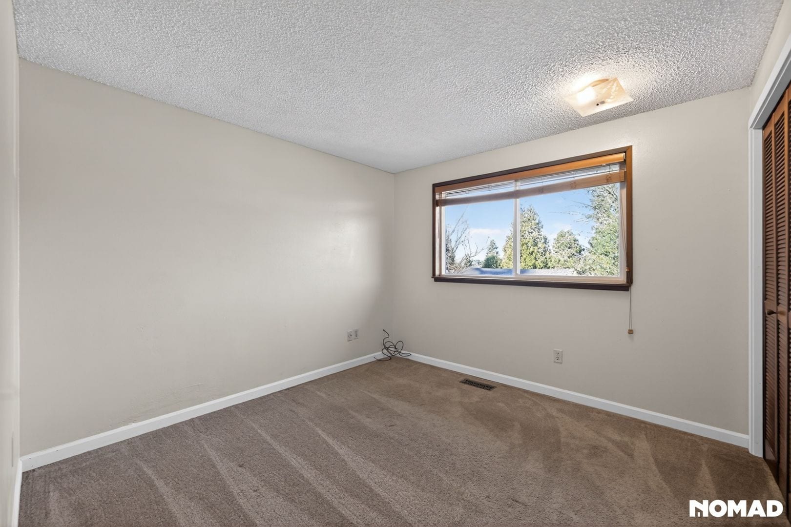 Building Photo - 5615 S 141st St