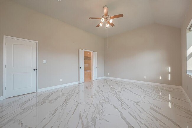 Building Photo - 6018 Mapleton Meadow Ln