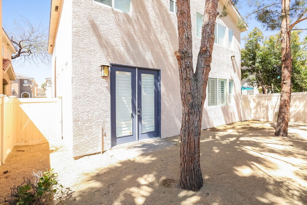 Building Photo - 5284 Vine Hill Ct