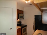 Building Photo - 10817 Amherst Ave