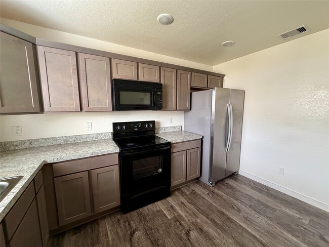Building Photo - 21155 Gosling Rd