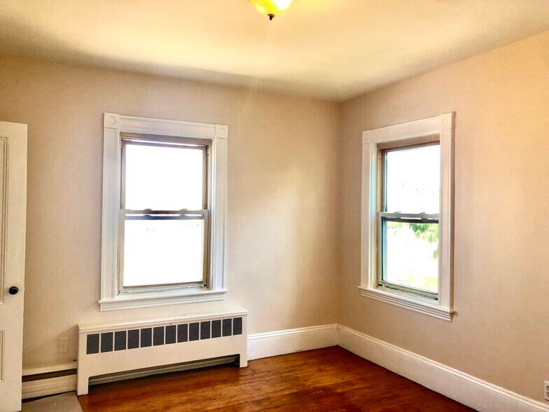 Building Photo - 28 Westford St