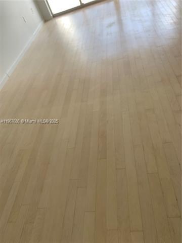 Building Photo - 1800 Sunset Harbour Dr