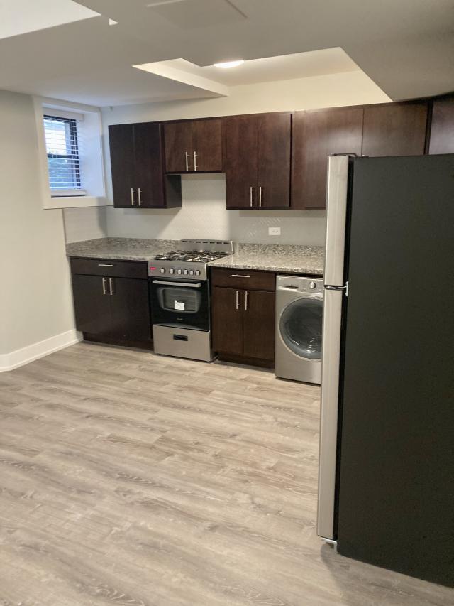 Building Photo - 1 bedroom in Chicago IL 60614