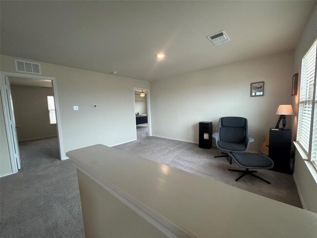 Building Photo - 453 Stone Water Ln