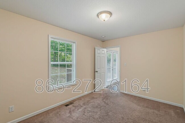 Building Photo - 2617 Alice Bell Rd