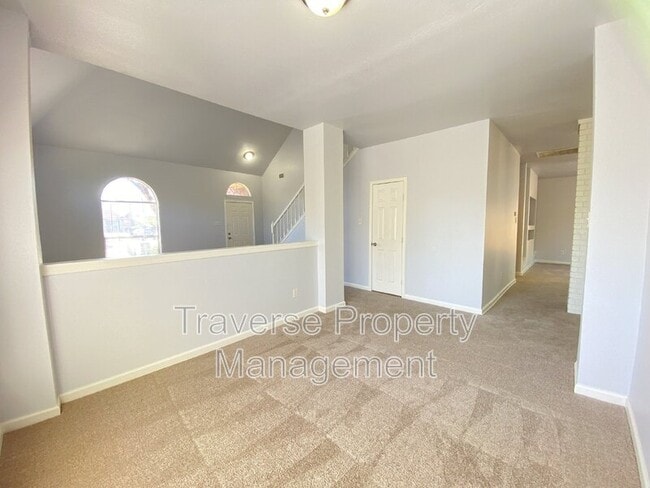 Building Photo - 903 Freshwood Ct