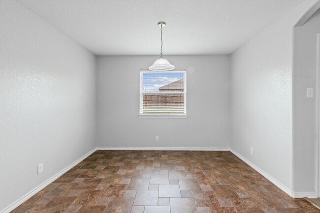 Building Photo - 2704 Tarrant County Dr