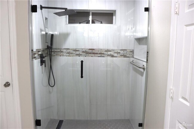 Building Photo - 11 West St