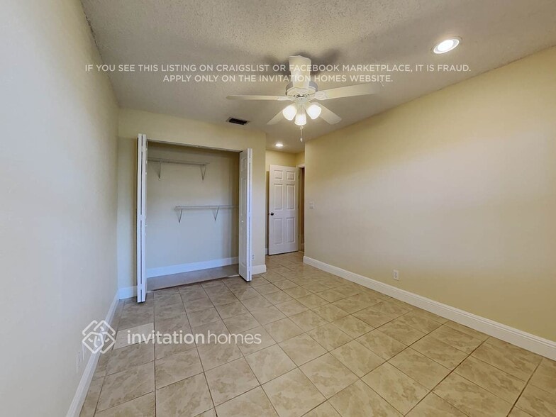 Building Photo - 10162 Aspen Way