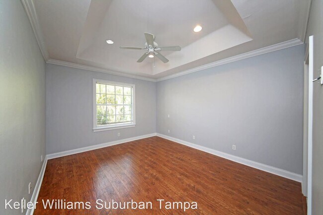 Building Photo - 2 br, 2.5 bath House - 3317 Empedrado St