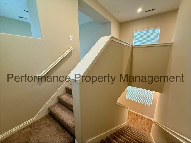 Building Photo - Stunning 4 Bed/3 Bath NW Bakersfield Home w/ Solar, RBP & $0 Deposit Option