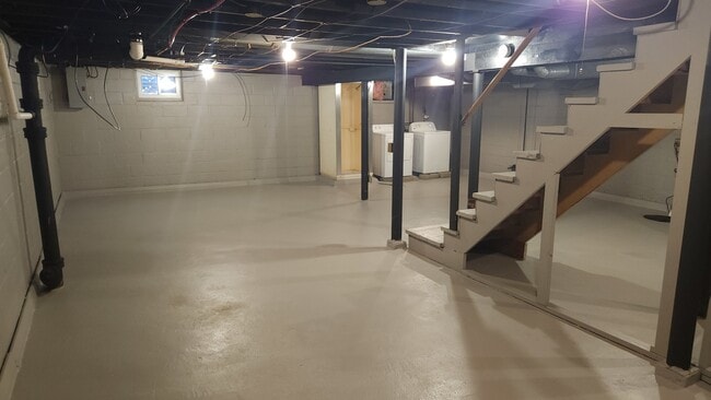 Building Photo - 814 Park Pl