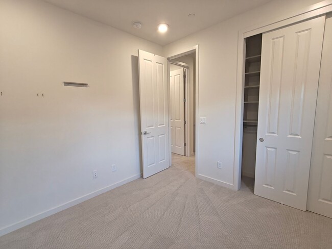 Building Photo - Coming Soon ? Bright, Modern Living in Sunnyvale