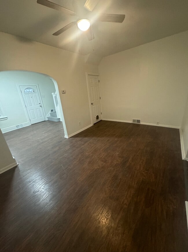 Building Photo - 1821 4th Ave