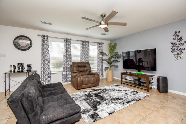 Building Photo - 6111 Harvest Terrace Ct
