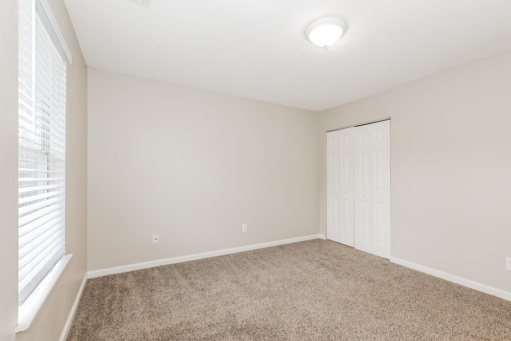 Building Photo - 1607 Thornwick Trace