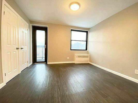 Building Photo - 3 bedroom in Bronx NY 10467