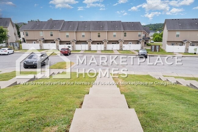 Building Photo - 4052 Saddlecreek Wy