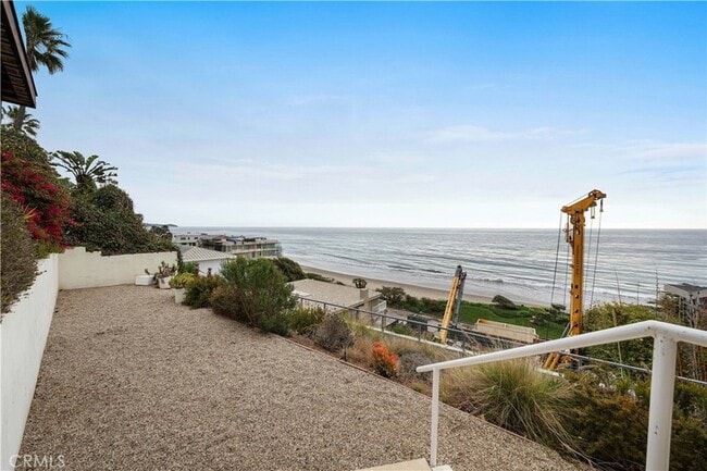 Building Photo - 31654 Broad Beach Rd
