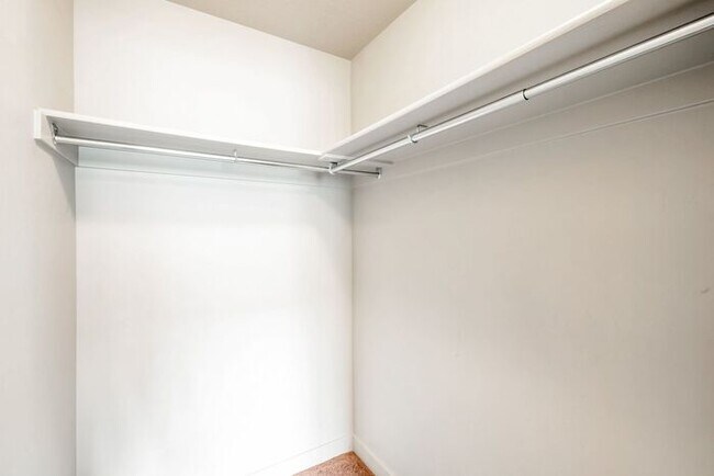 Building Photo - Beautiful 2 Story Townhome with Awesome Amenities + 2 car garage