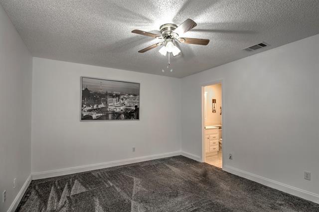 Building Photo - 2918 Nova Dr