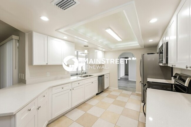 Building Photo - 3 Bedroom Pet-Friendly Home in CAPE CORAL, FL with Main Street Renewal