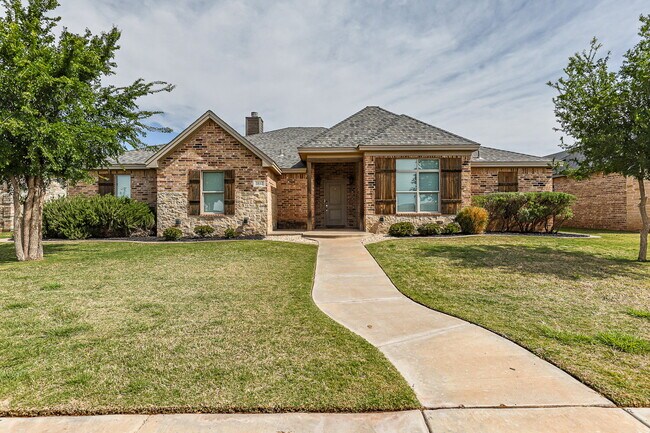 Primary Photo - Luxury 4-Bedroom, 3-Bathroom Home in Kelse...