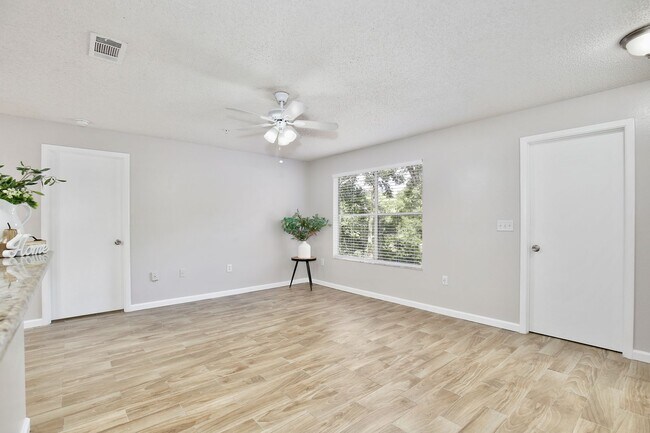 Building Photo - The Landings Condominiums