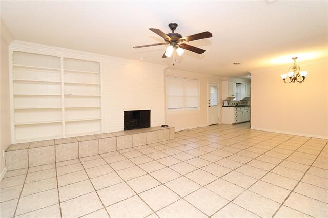 Building Photo - 2703 Peachtree Ln