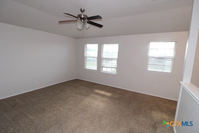 Building Photo - 2306 Jesse Dr