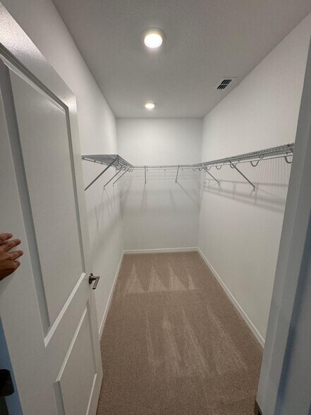Building Photo - 72 Citrine Loop