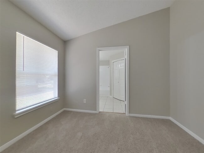 Building Photo - 3215 Kelling St