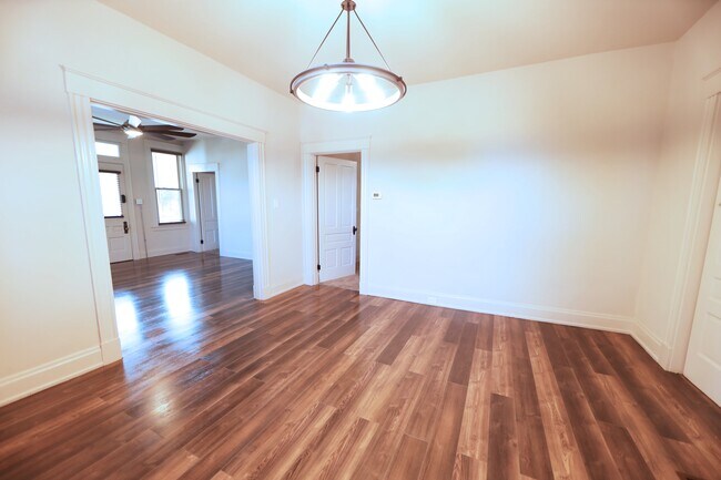 Building Photo - 4 Worthington Ave