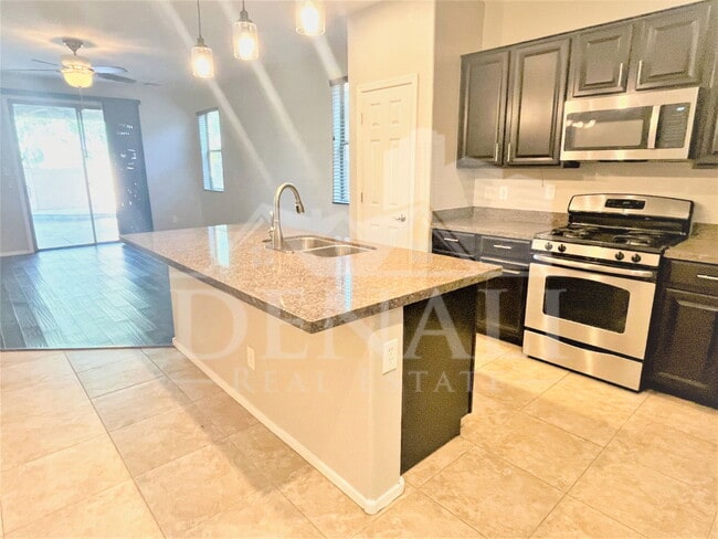 Building Photo - 4447 South Antonio Circle