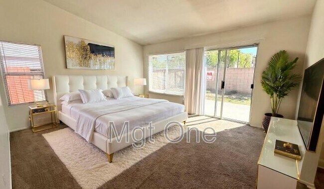 Building Photo - 12780 Pan Am Blvd