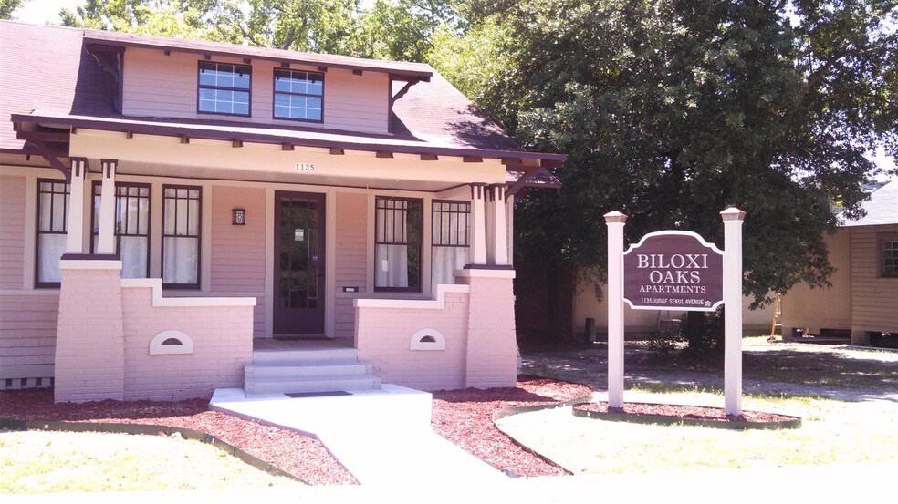 Biloxi Oaks 1168 Judge Sekul Ave Biloxi MS 39530 Apartment Finder