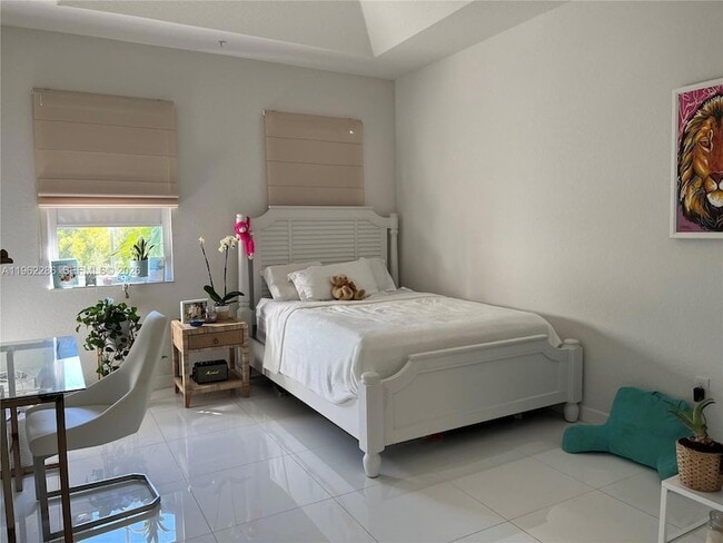 Building Photo - 10012 NW 7th St