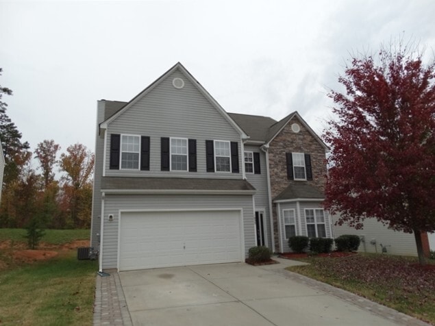 Building Photo - 1635 Swan Dr