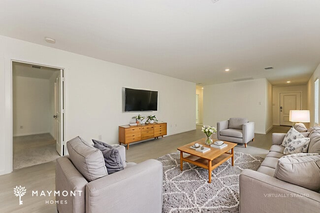 Building Photo - 941 Birkdale Dr